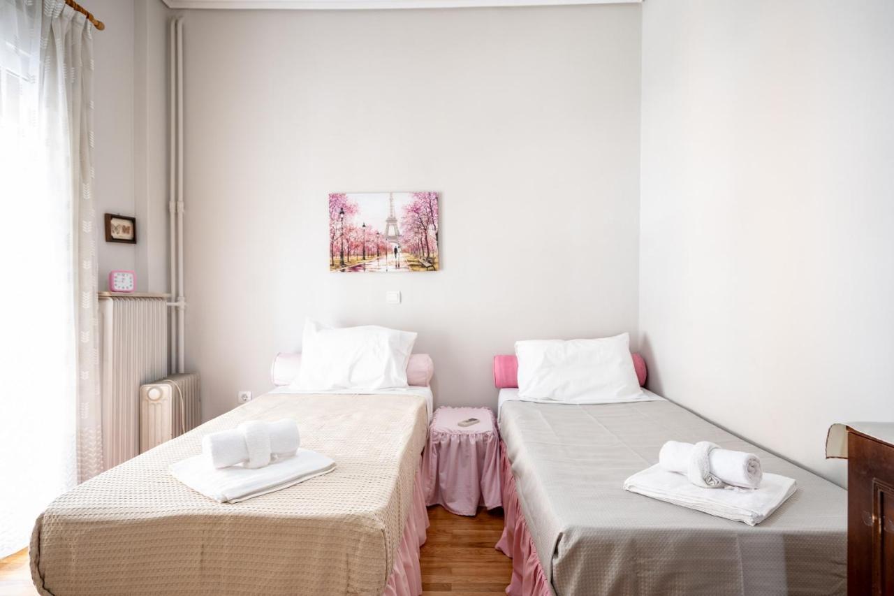 Family Apartment At Kalithea 2 Bedrooms 4 Pers Athen Eksteriør bilde