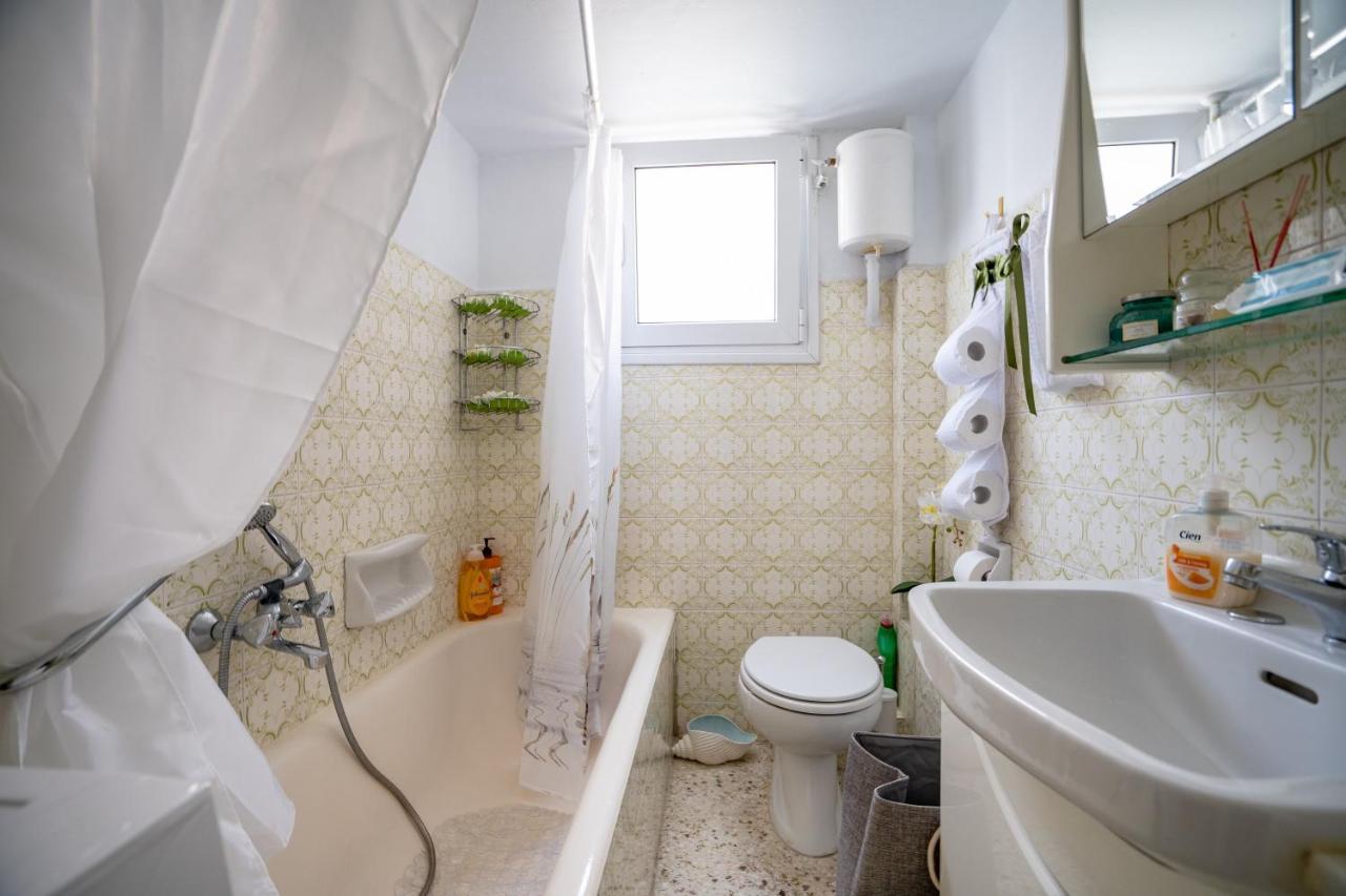 Family Apartment At Kalithea 2 Bedrooms 4 Pers Athen Eksteriør bilde